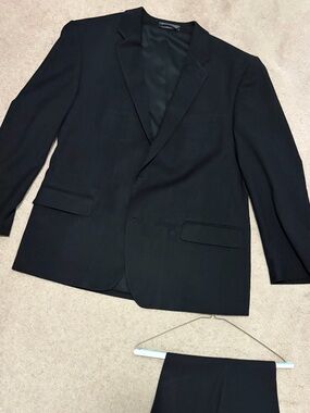 Men's Black Suit Blazer  and pants. Classic Single-Breasted